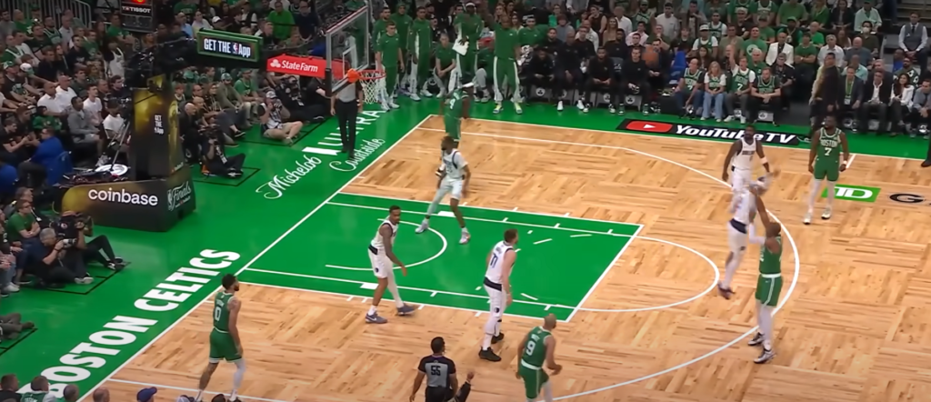 Throughout the game, Celtics and mavericks both teams had their moments of brilliance